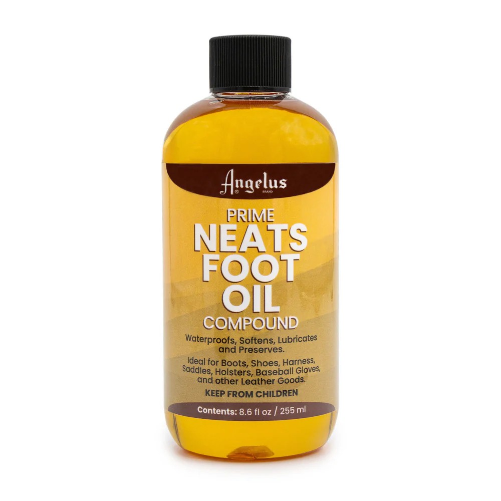 Angelus 8oz Neatsfoot Oil for conditioning and restoring dry leather on boots, bags, and horse tack.