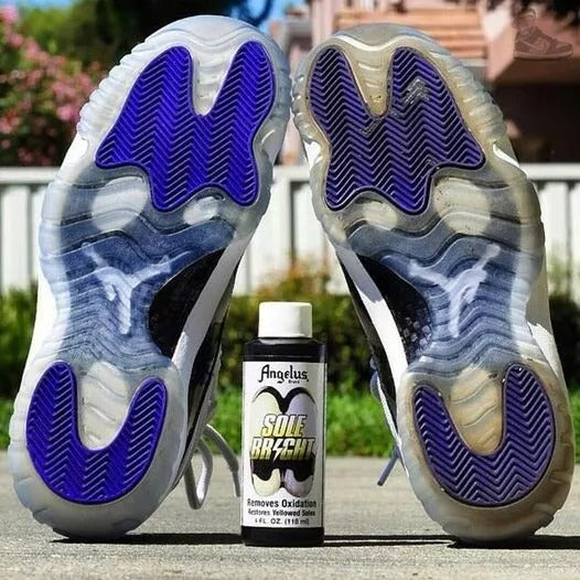 Powerful yellowing reversal technology for rubber components including sneaker midsoles bumper trim and various rubber parts