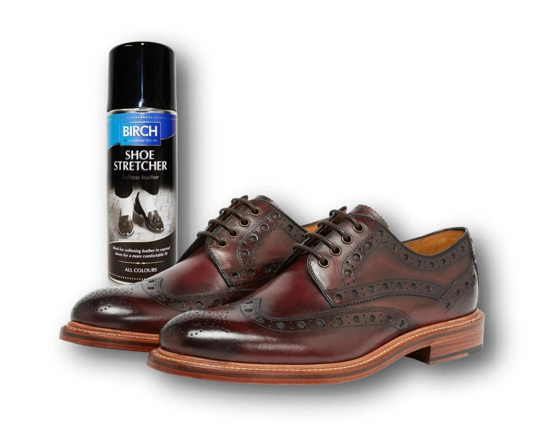 The aerosol delivery of BIRCH stretcher ensures even application and penetration into leather fibres effectively