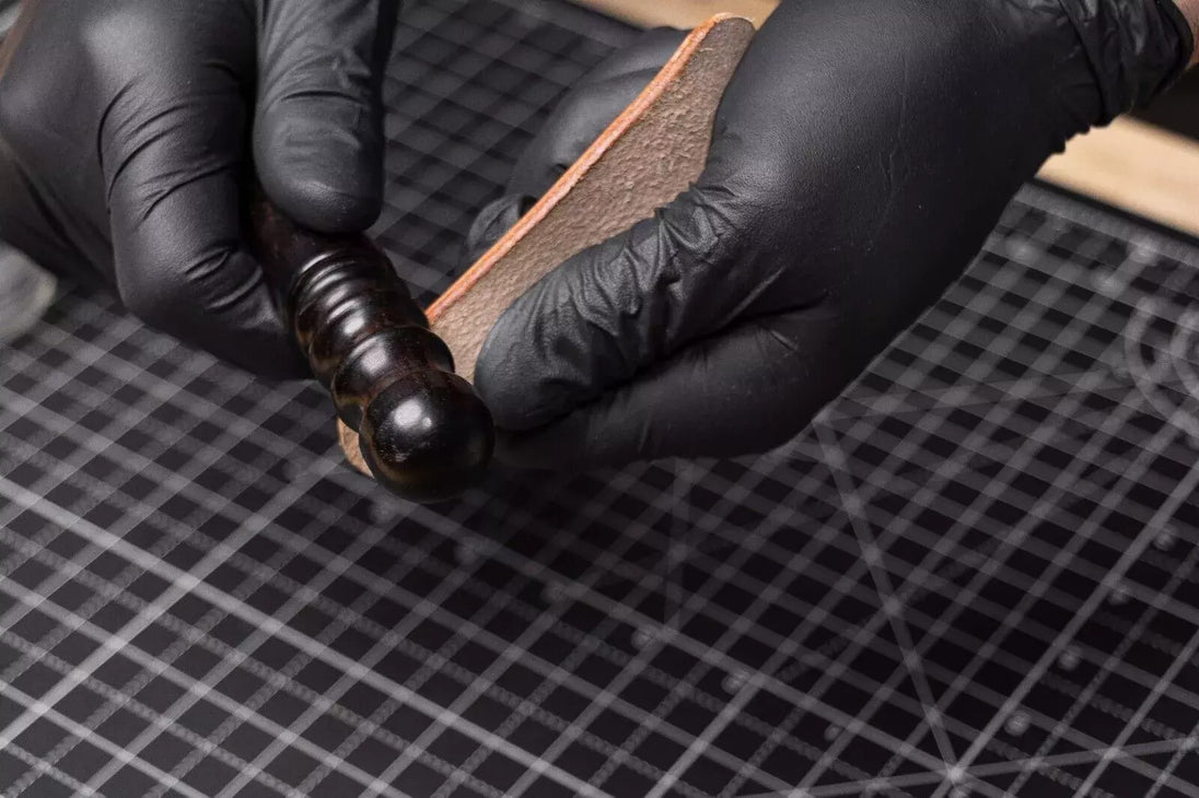 Polished leather edges with Angelus Burnishing Gum