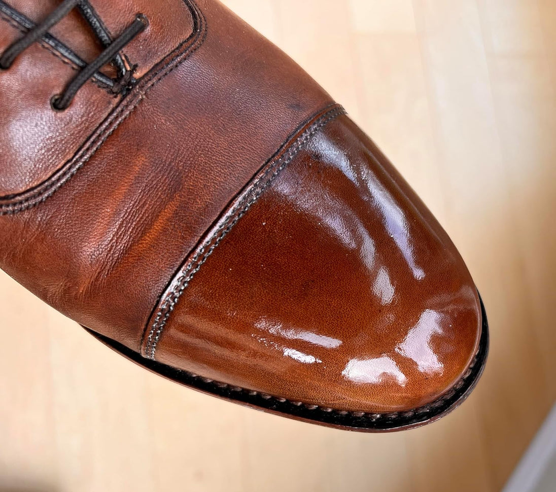professional-grade wax polish is designed for building a spectacular durable mirror shine on high-quality leather shoes and formal footwear