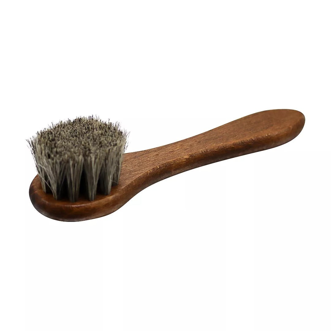 BIRCH Horsehair Dauber Brush 15cm in Grey features 100% pure horsehair for gentle detailed polishing action