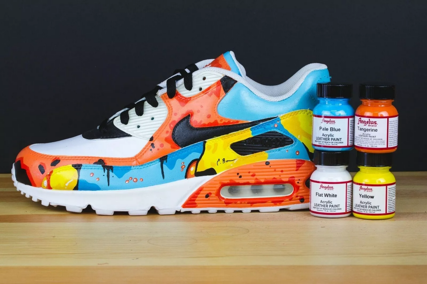 Angelus paint collection featuring Brick 093 for custom footwear and shoe colour restoration