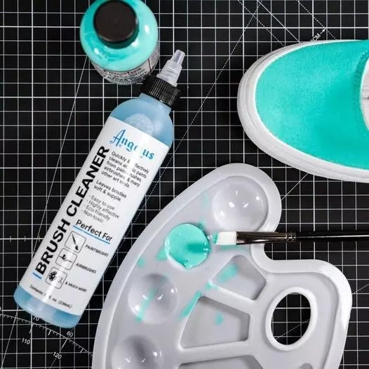 professional Angelus brush cleaner quickly breaks down paint particles preserving the shape and spring of your valuable brushes
