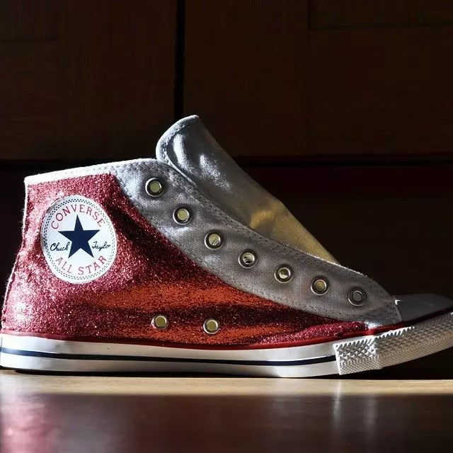 Brilliant Emerald green Angelus Glitterlites acrylic paint with shimmer particles for custom shoe design leather restoration and craft applications