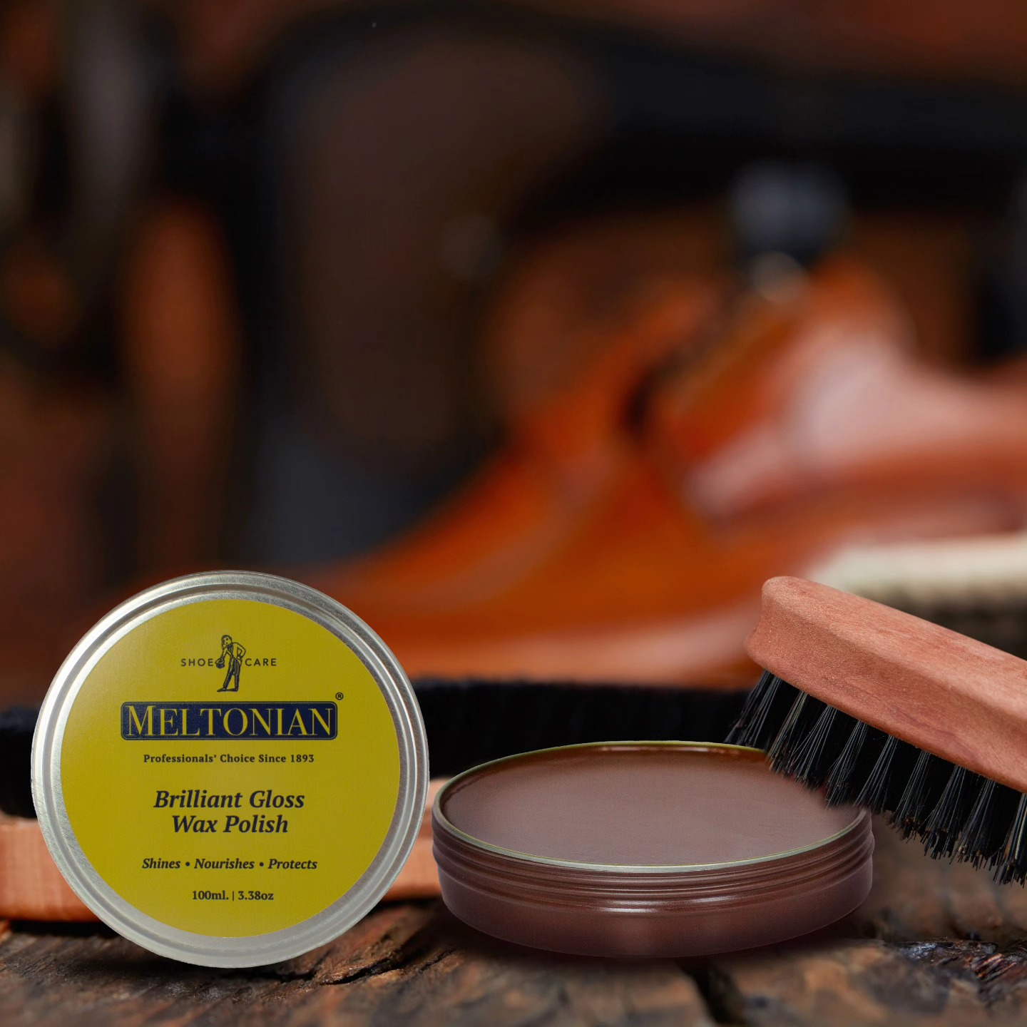 wax-based polish conditions leather as it shines creating a brilliant gloss finish that is perfect for maintaining classic dress shoes and boots