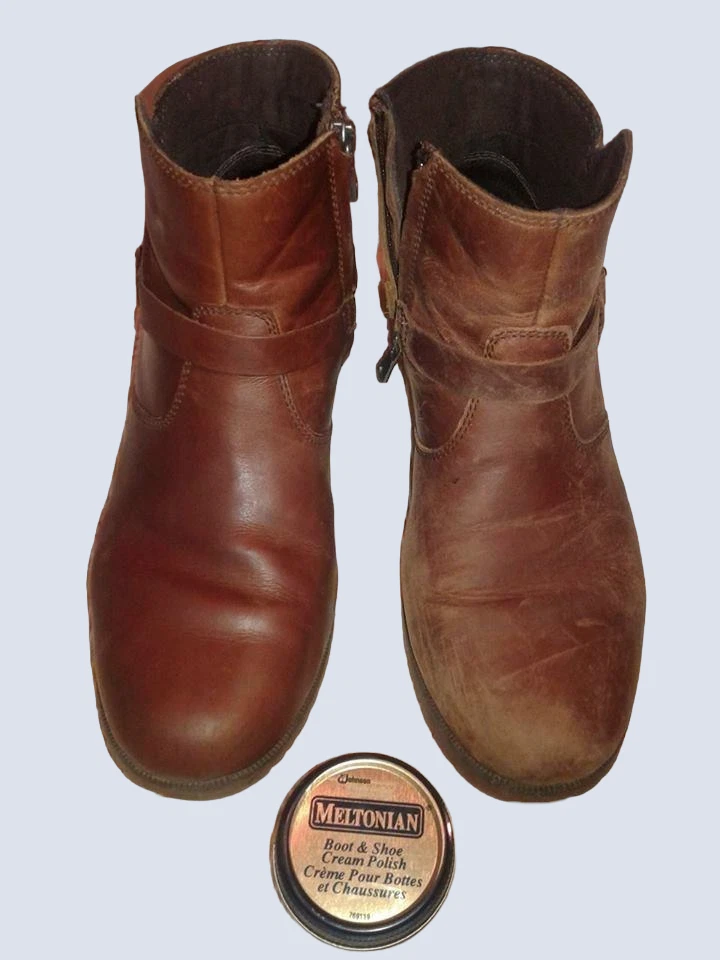 Meltonian Boot and Shoe Cream Polish offers a creamy formula for easy application and even coverage on leather