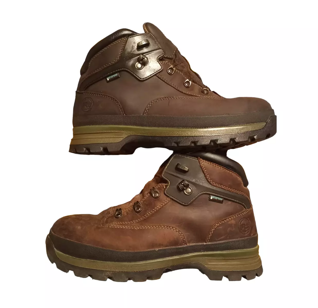 50ml Meltonian Cream Polish jar is ideal for colour matching and refreshing your favourite leather goods