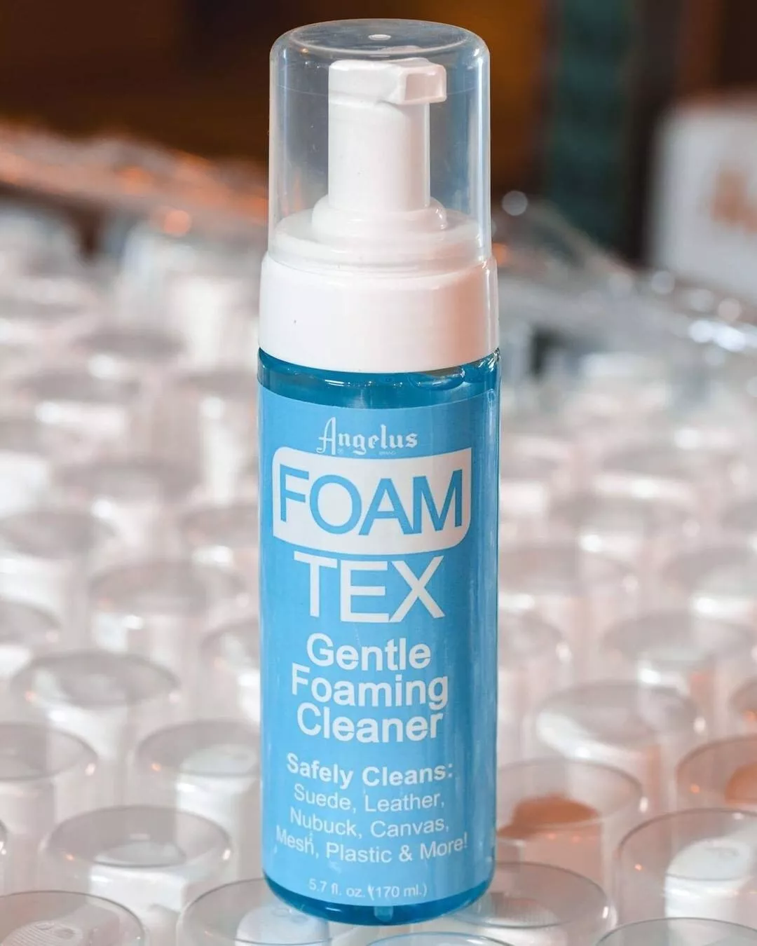 Angelus Foam-Tex foaming action cleaning delicate surfaces without damaging sensitive textures and coatings