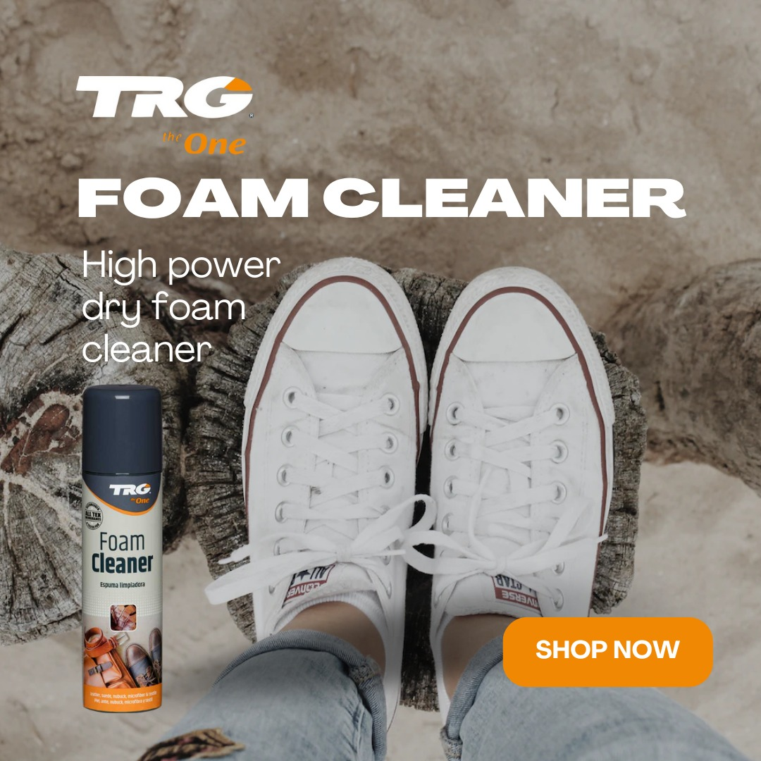 Gentle foam application with TRG Cleaner Shampoo for controlled cleaning of expensive handbags and accessories