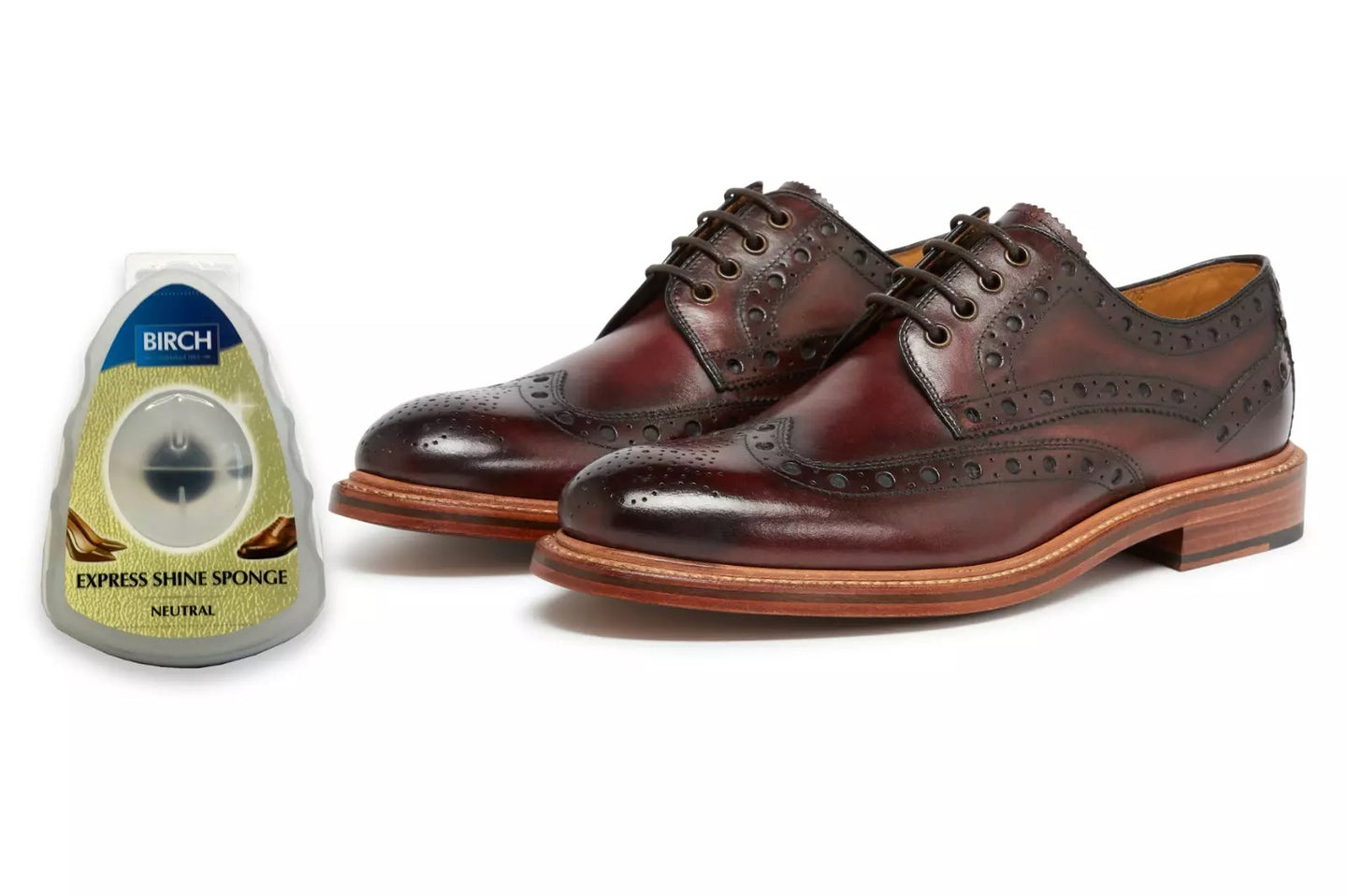 The compact BIRCH design is ideal for maintaining shoe appearance while traveling or away