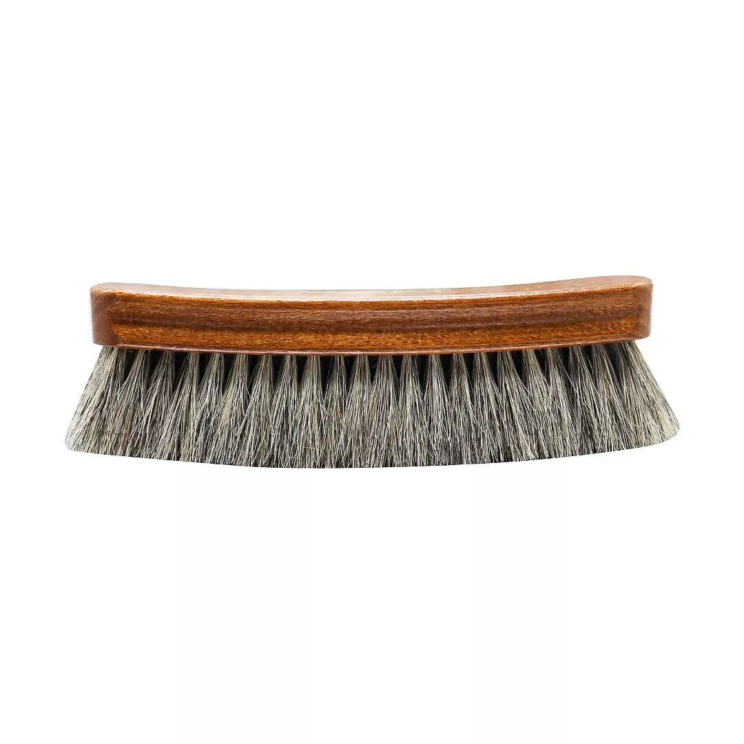 Soft horsehair bristles on Angelus 15cm brush