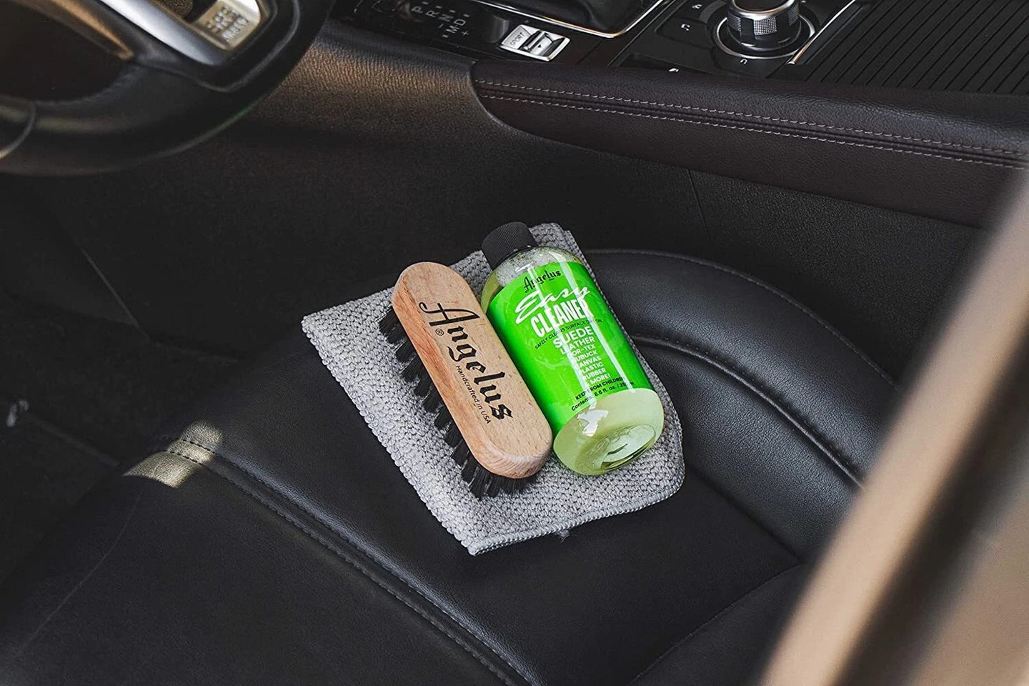 Angelus 8oz easy cleaner set designed for thorough cleaning of leather suede nubuck vinyl and canvas sneakers and accessories
