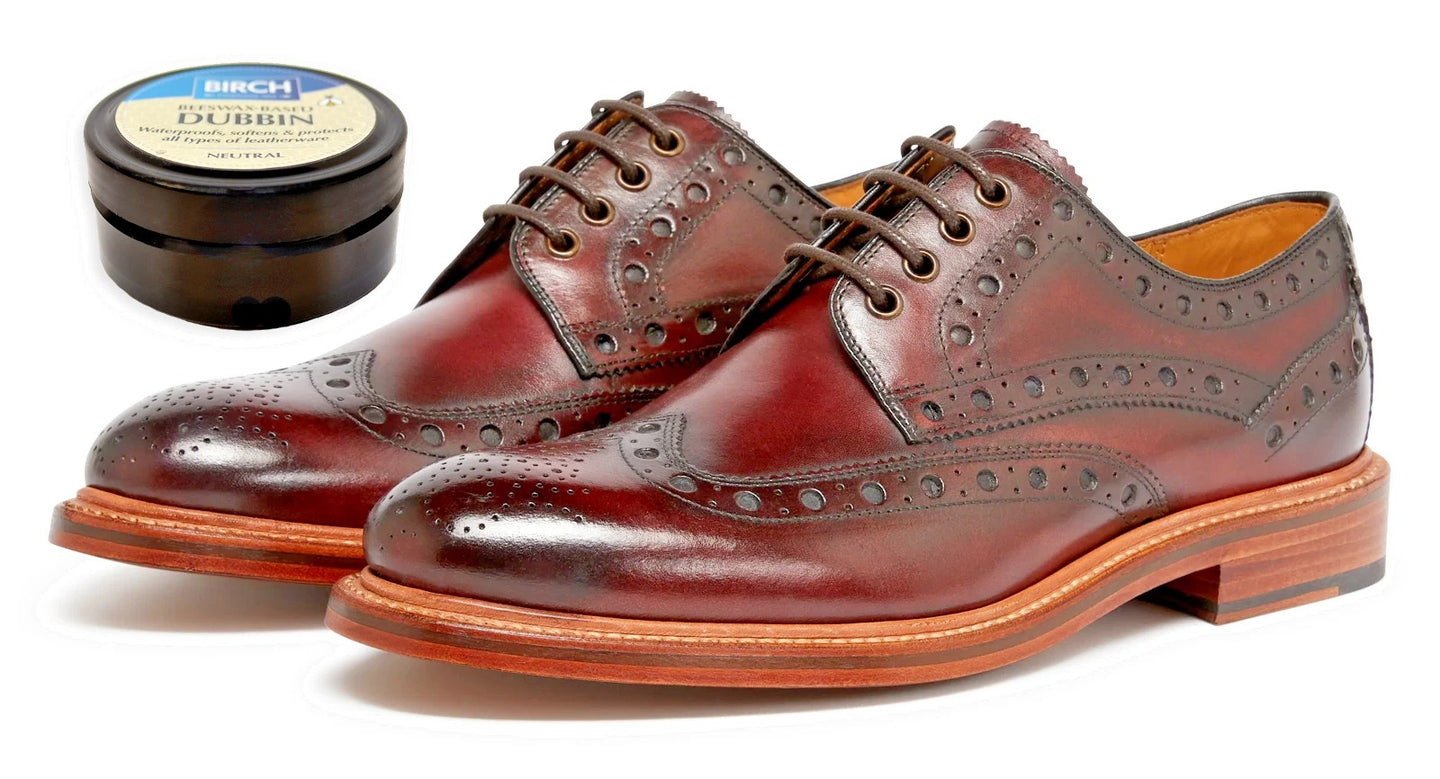 traditional BIRCH formula creates effective barrier against wet conditions for leather gear