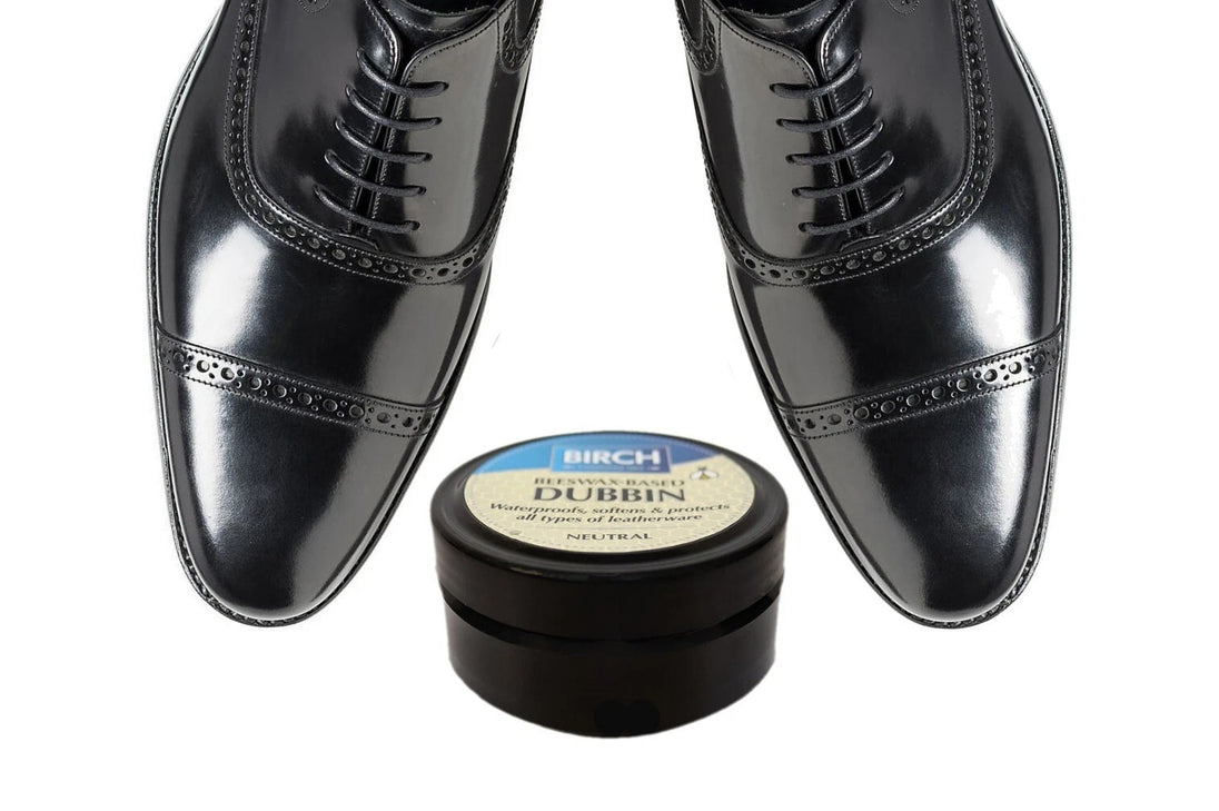 BIRCH 85ml dubbin contains natural waxes and oils for superior waterproof protection on leather